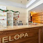 Lejlighedshotel Penelope Palace &