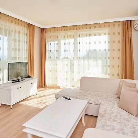 Appart hôtel Penelopa Palace & 4*