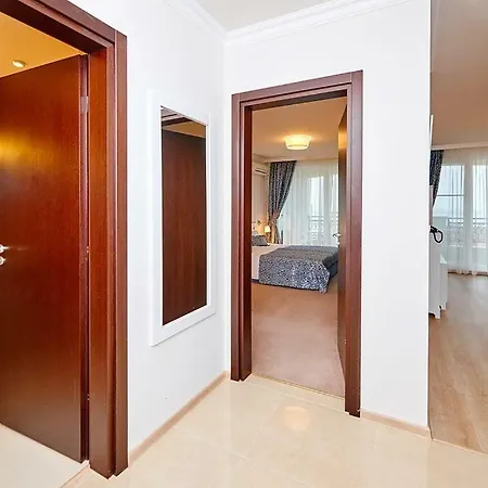 Penelopa Palace & Appart hôtel Pomorie