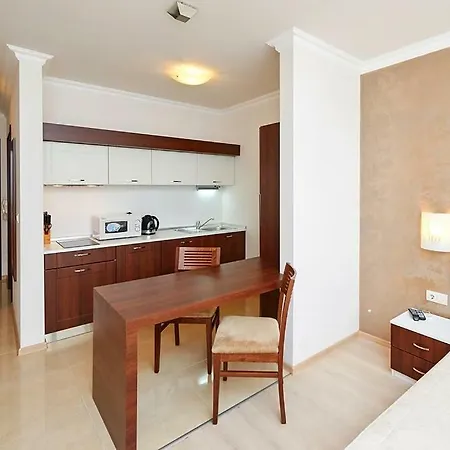 Penelopa Palace & Appart hôtel 4*