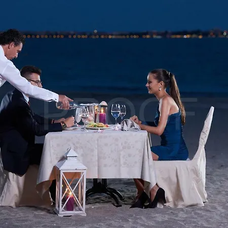 Penelopa Palace & شقة فندقية 4*