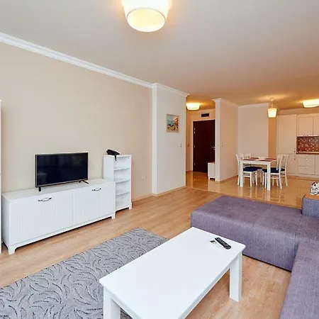 Penelopa Palace & 4*