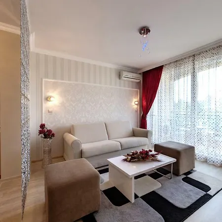 Penelopa Palace & Appart hôtel 4*