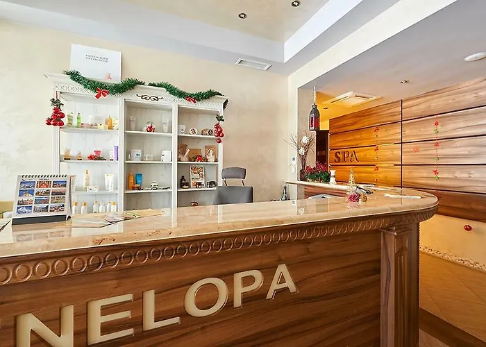 מלון דירות Penelopa Palace &