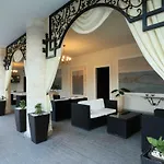 Appart hôtel Penelope Palace &