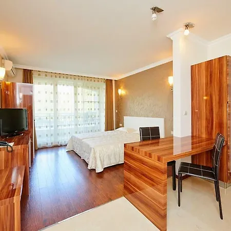 Lejlighedshotel Penelopa Palace & Pomorie