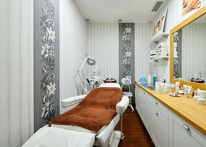 Penelopa Palace & 아파트호텔 4*