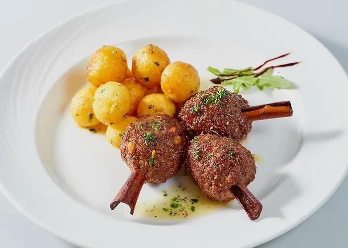 Penelopa Palace & 아파트호텔