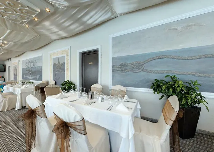 Penelopa Palace & 아파트호텔 4*